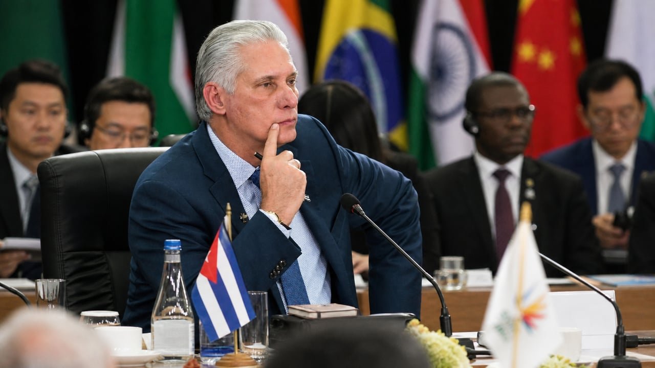 Miguel Díaz-Canel, presidente de Cuba, en una cumbre de los BRICS mientras La Habana busca ser miembro pleno del bloque con apoyo de Rusia